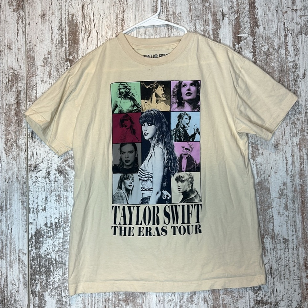 Official Taylor Swift Eras Tour Tee Size Small